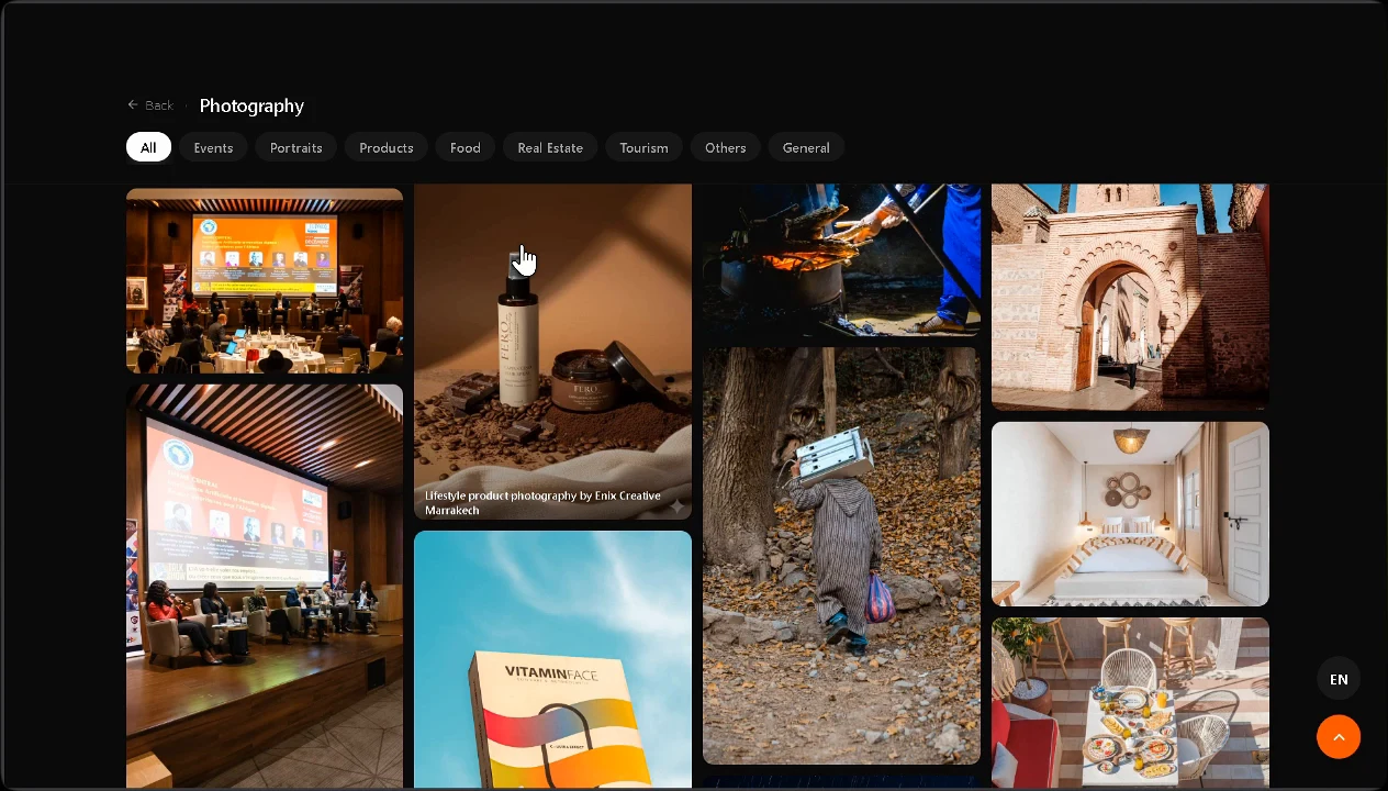 Galerie photo filtrable Enix avec onglets par catégorie
